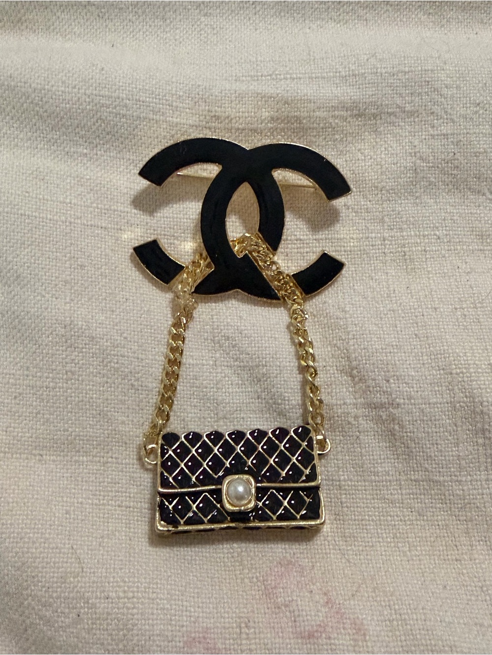 Chanel-Inspired Black Quilted Mini Bag Brooch with Pearl Accent
